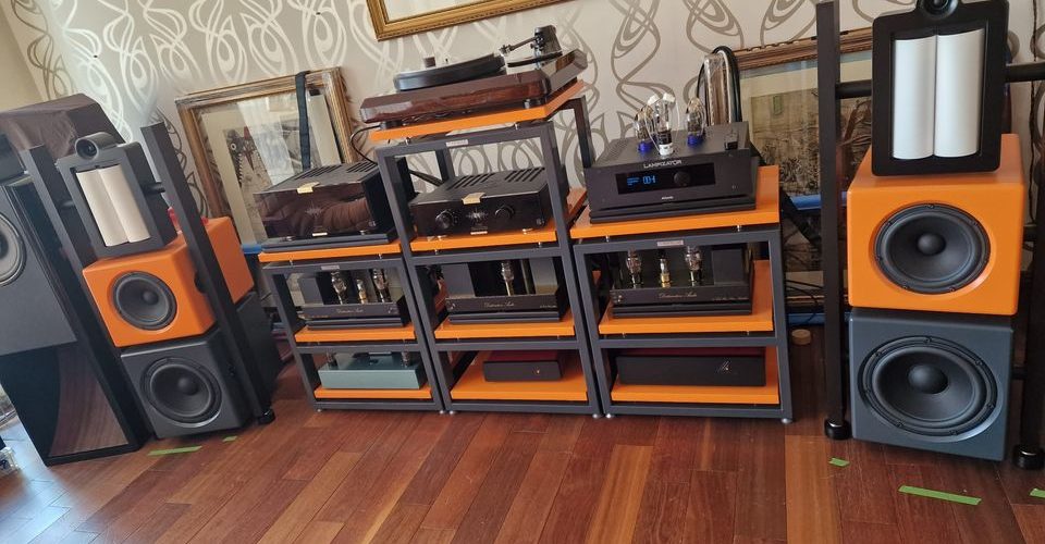 Zdjęcia z posta użytkownika LampizatOr DACs tube rollers group