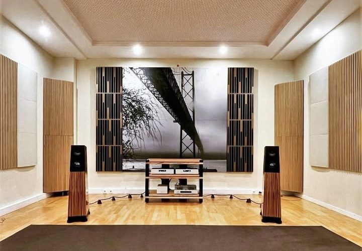 Ultimate Audio Elite – Rogoz Audio exclusive distributor for Portugal and Spain. Set up…