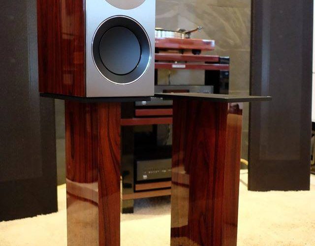 Anti-vibration speaker stands 1QR250 has been designed for KEF Reference 1 loudspeakers. The stands…